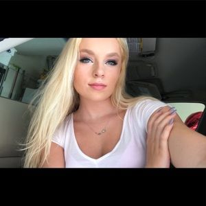 Meet your Posher, Nicole